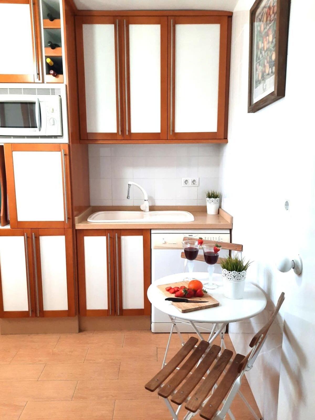 Paseo Del Rey - Fuengirola 2 Bedrooms Oceanfront Apartment Kültér fotó
